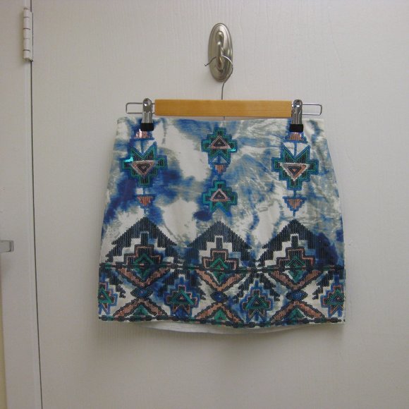 NWT Express aztec sequin mini skirt XS extra small - Picture 1 of 4
